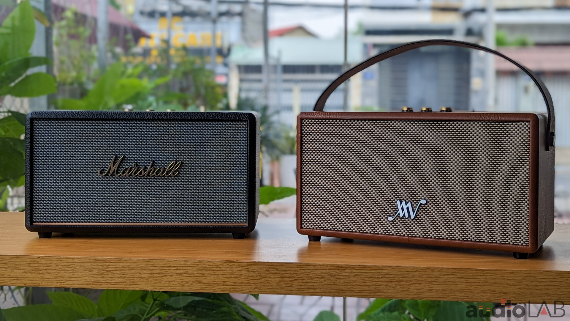 So sánh nhanh Alpha Works V80 và Marshall Stanmore 3: Kèo hơi lệch nhưng đáng cân nhắc