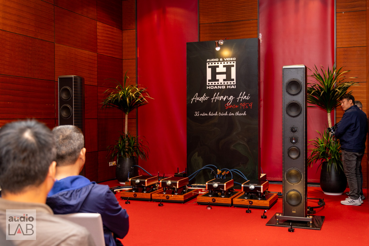 [AV Show Hà Nội 2024] Audio Hoàng Hải trình diễn nhiều thiết bị âm thanh đỉnh cao, đón tiếp rất nhiều khách tham quan và trải nghiệm