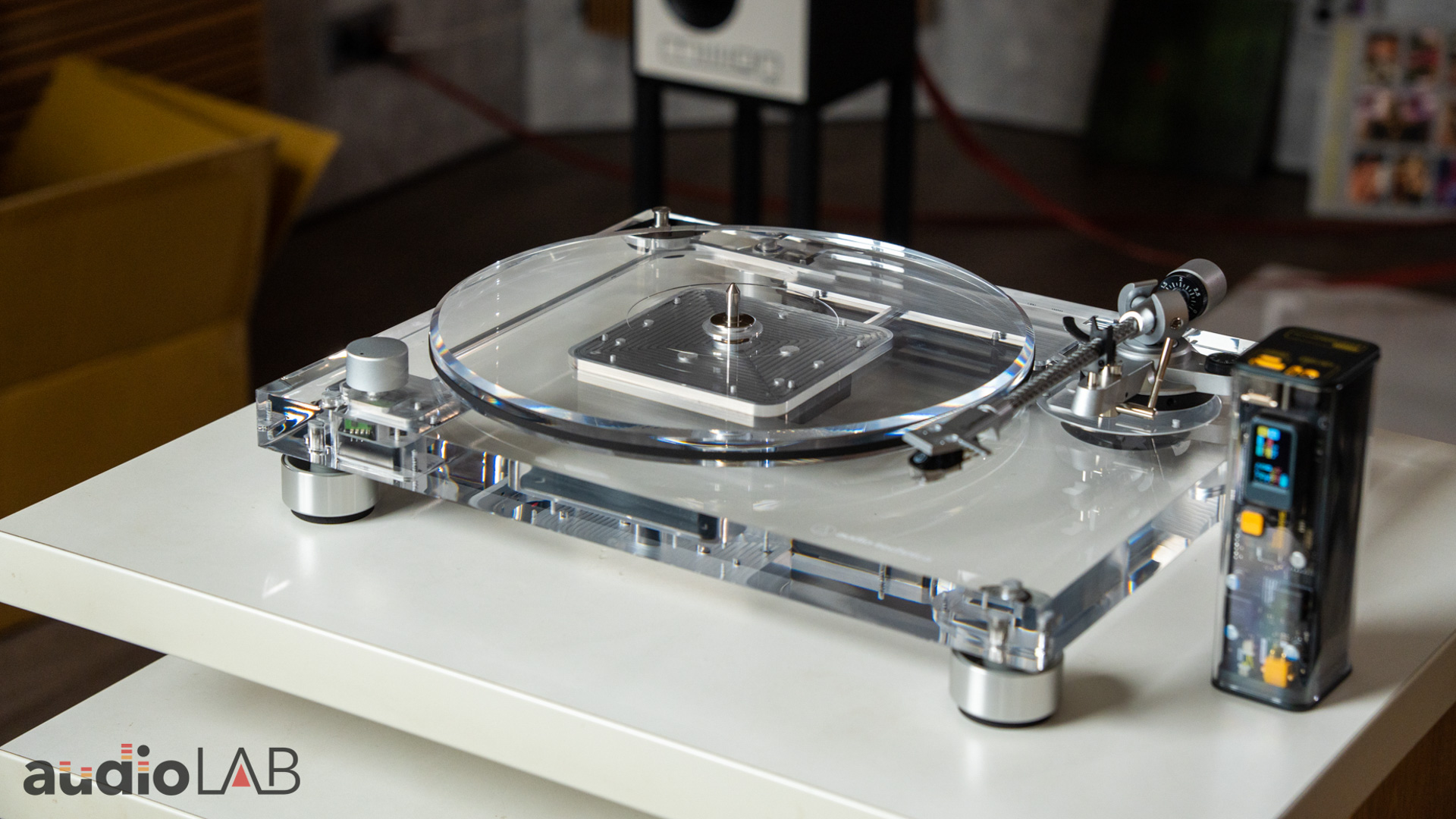 Audio Technica mam than trong suot (1 of 1).jpg