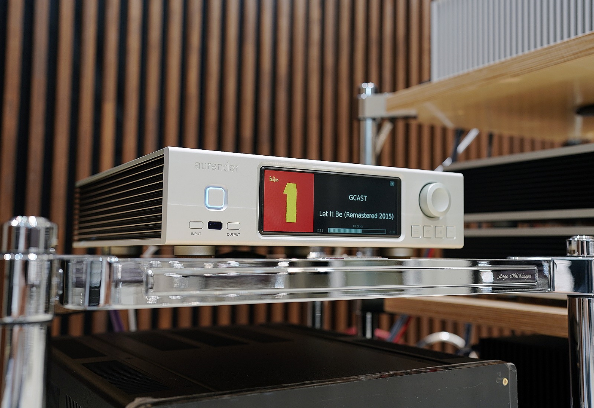 Aurender A1000 – Đầu phát nhạc số All-In-One, entry-level nhưng đủ đầy kết nối và âm thanh