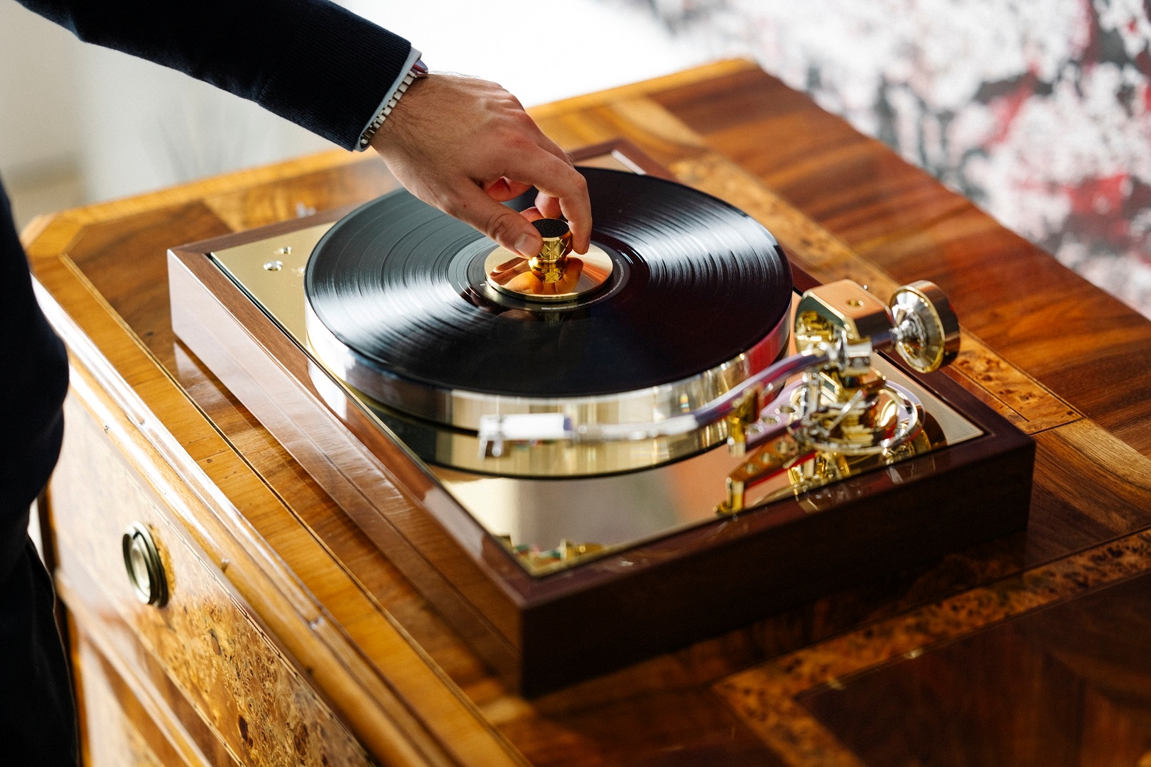 Pro-Ject Classic Reference – Nét đẹp của sự cổ điển cùng những thanh âm của dàn giao hưởng Vienna Philharmonics