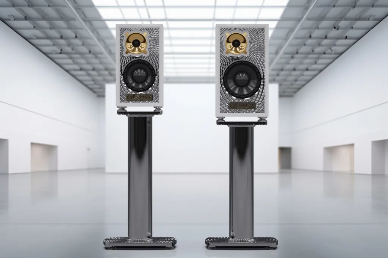Audiolab_Stratton_stratton-acoustics-front-view-of-element-6-and-element-8-front-on.jpg