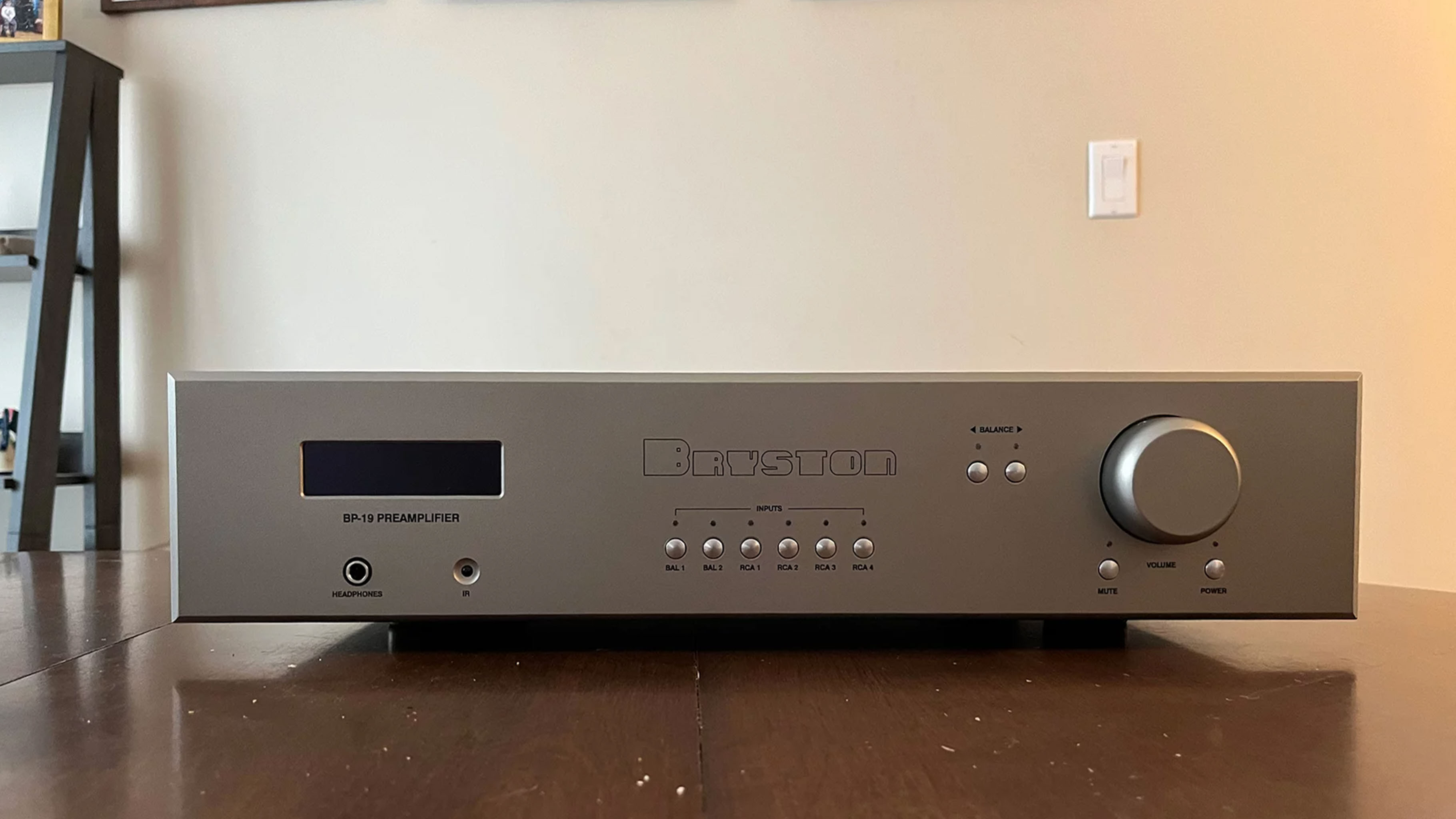 Bryston BP-19 Media LAB (2 of 3).jpg