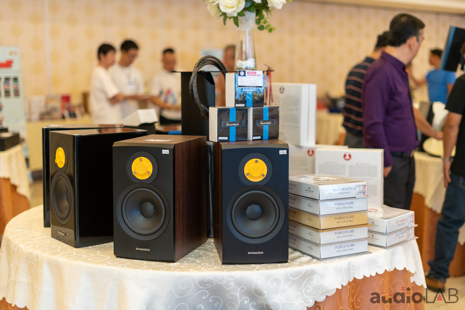 Cho Phien Audio (3 of 36).JPG