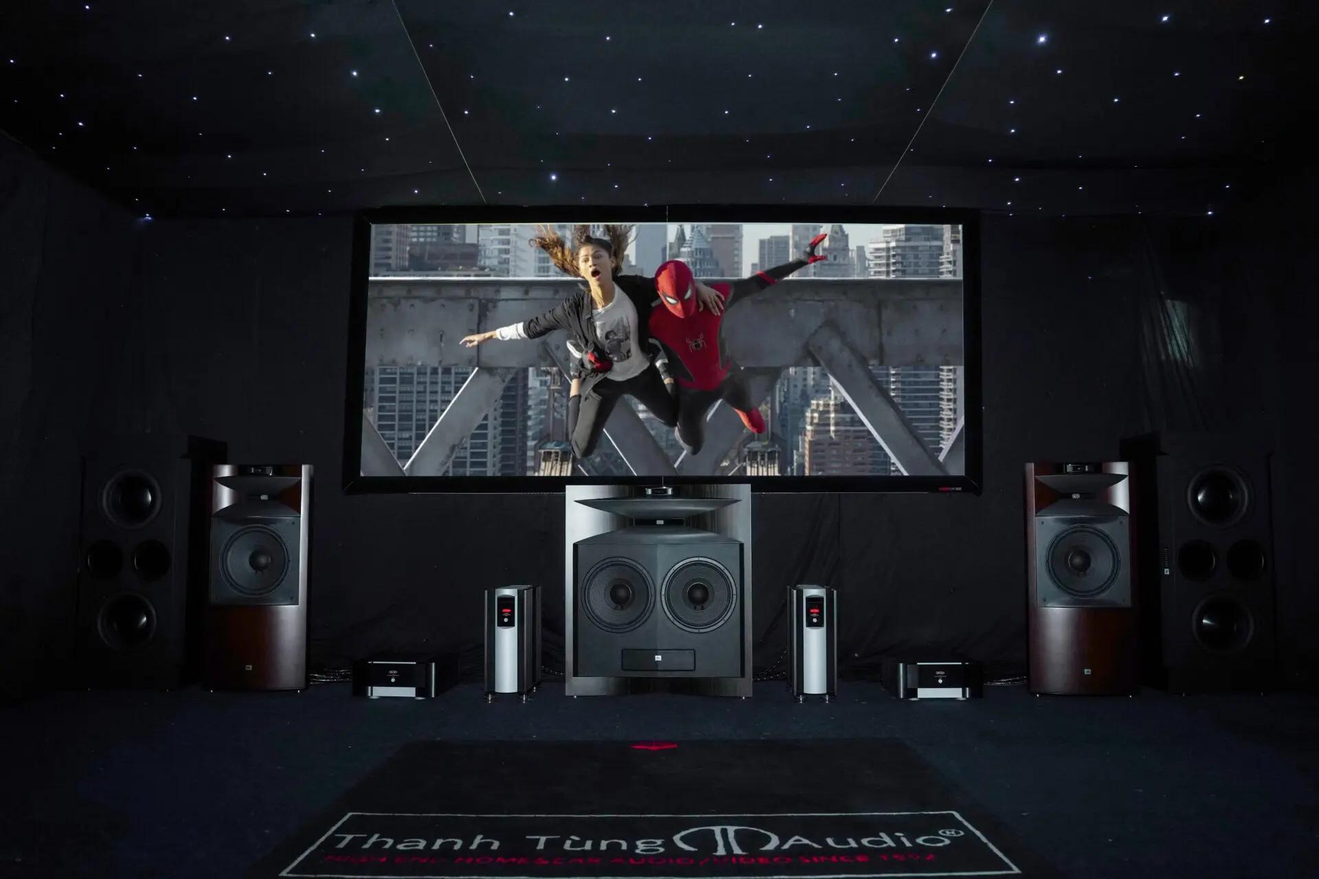Thanh Tùng Audio trình diễn Phòng Chiếu Phim chục tỷ đồng siêu cao cấp Tại P.H.E Show 2024