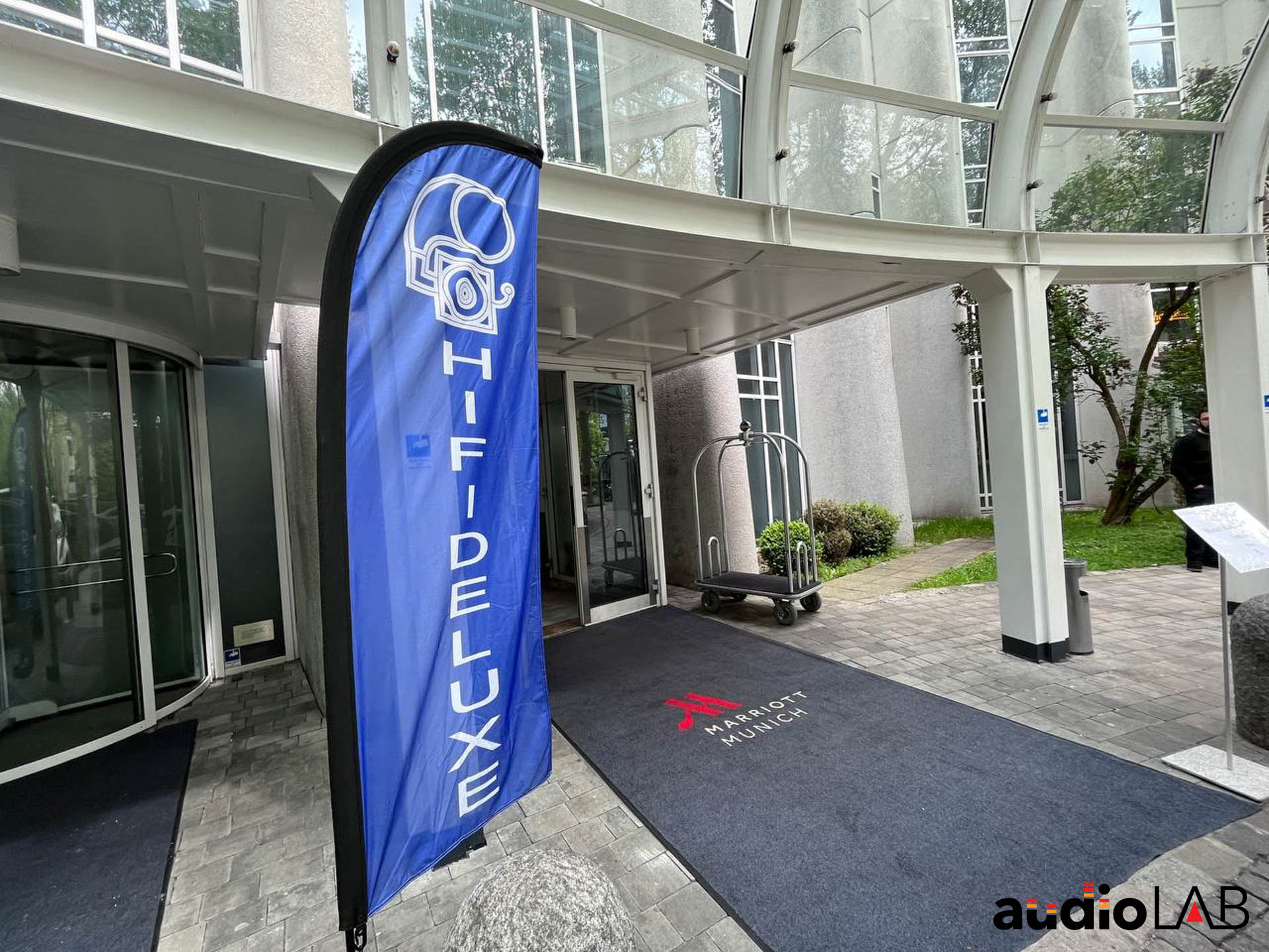 Tham quan HiFi Deluxe Munich 2023: Triển lãm quy mô nhỏ nhưng khá nhiều thiết bị âm thanh thú vị
