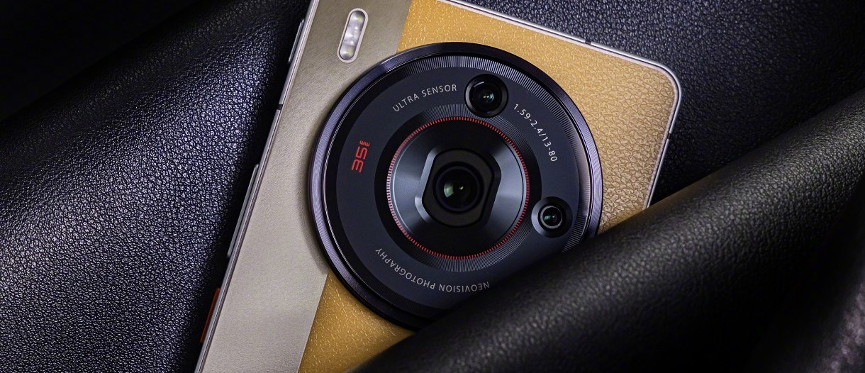 nubia Z50S Pro - Camera phone với ống kính "Street Style" 35mm, giá từ 12 triệu đồng