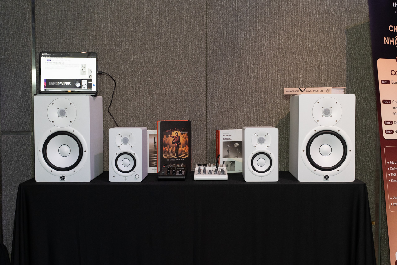 p.h.e show 2025-18.jpg