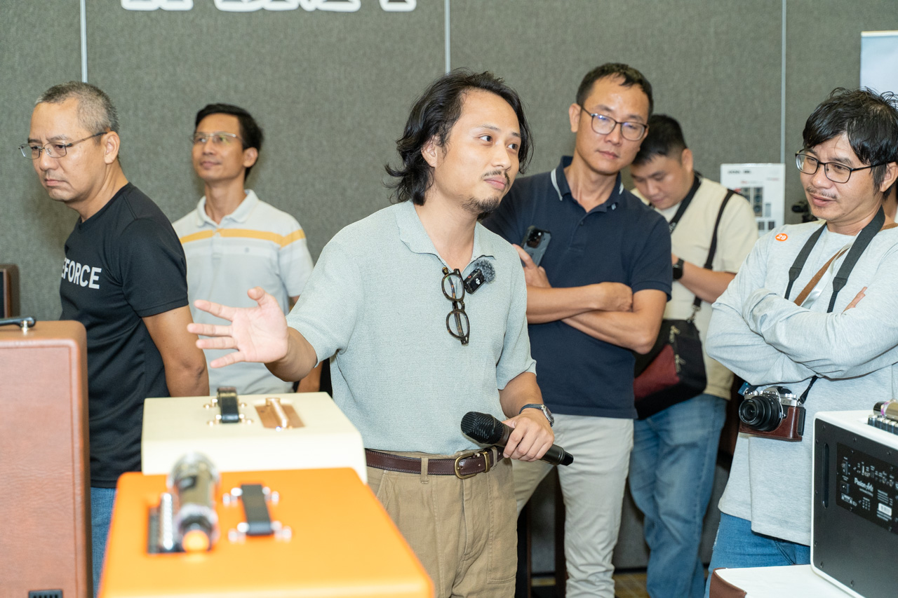 p.h.e show 2025-2.jpg