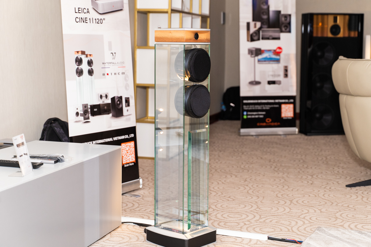 p.h.e show 2025-20.JPG