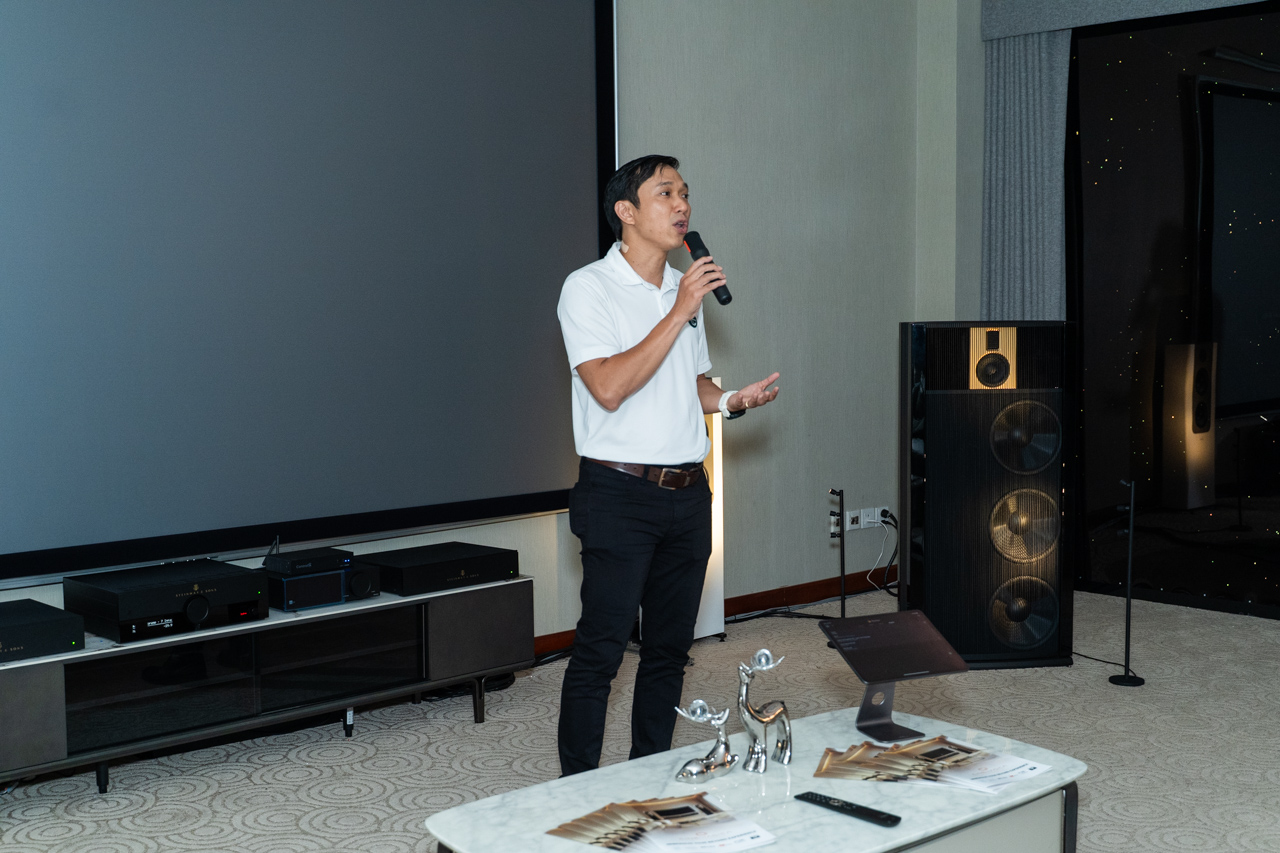 p.h.e show 2025-3.JPG