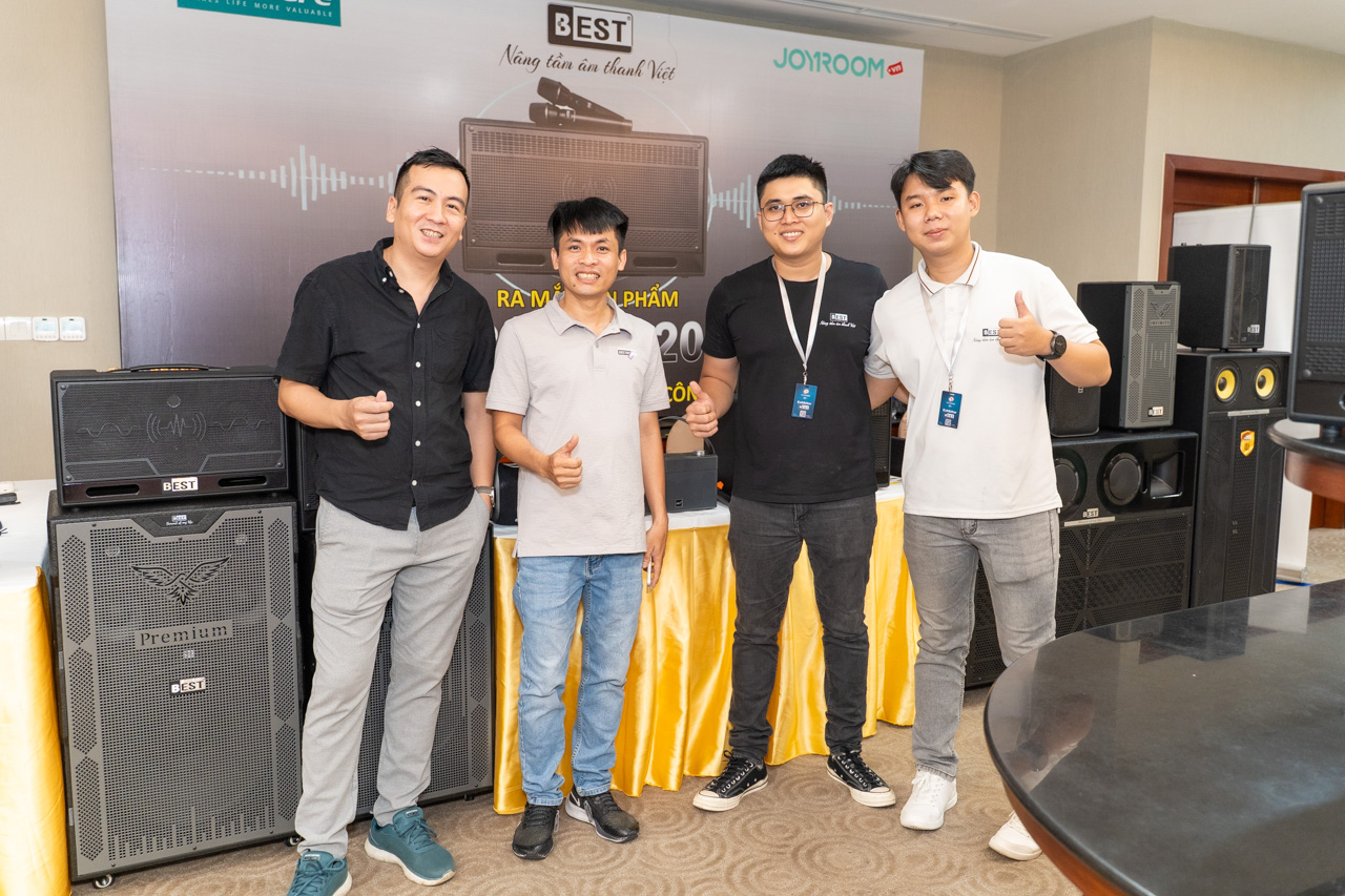 p.h.e show 2025-4.jpg