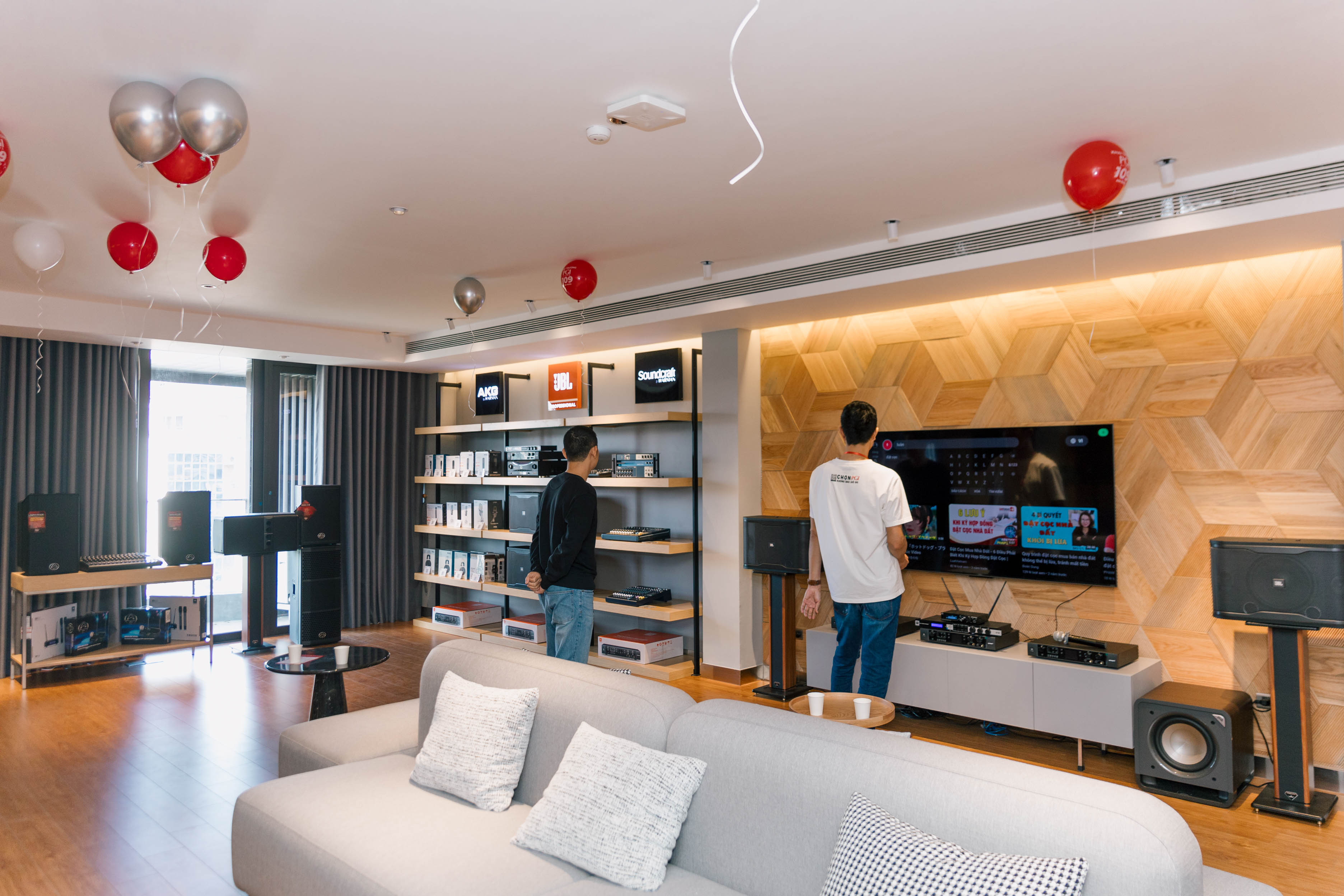 PGI Store - Không gian trải nghiệm và mua sắm âm thanh chuẩn 5 sao tại Hà Nội