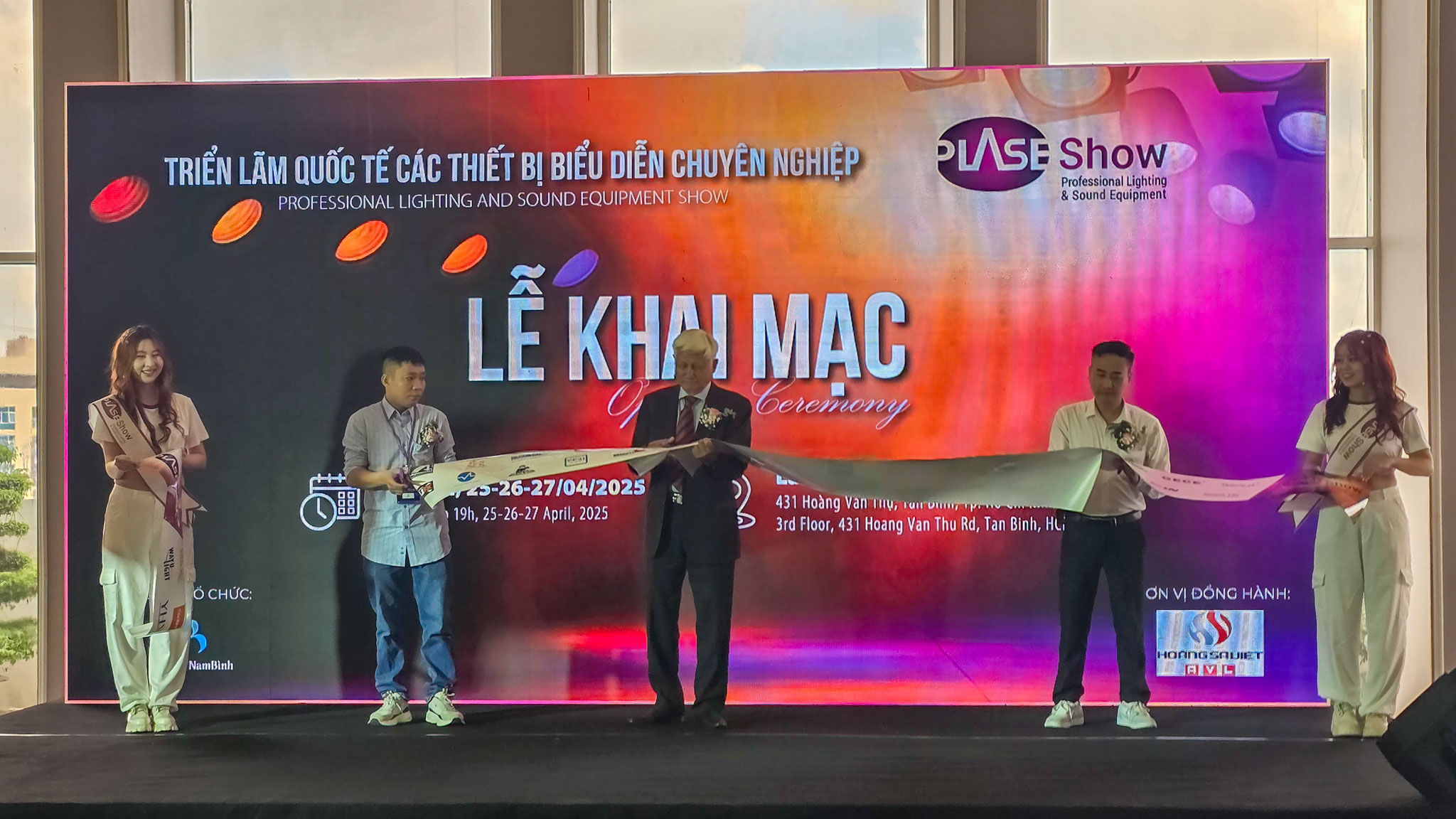 Plase Show TP.HCM 2025 chính thức khai mạc: Bùng nổ công nghệ âm thanh & ánh sáng hàng đầu