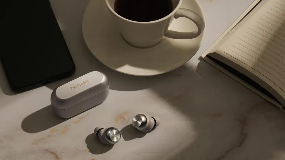 [CES 2025] Technics EAH-AZ100: Tai nghe TWS đầu bảng kỉ niệm 60 năm thành lập thương hiệu